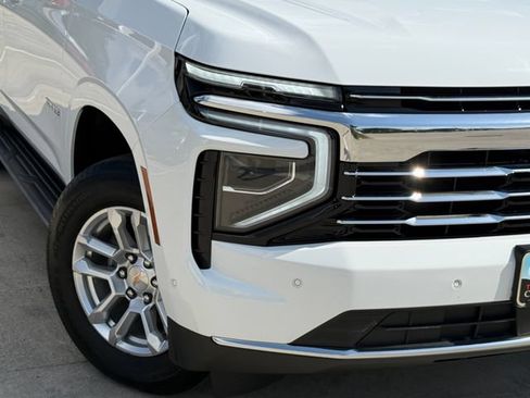 Used 2025 Chevrolet Tahoe LT RWD image 4