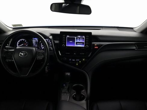 Used 2023 Toyota Camry SE FWD image 8