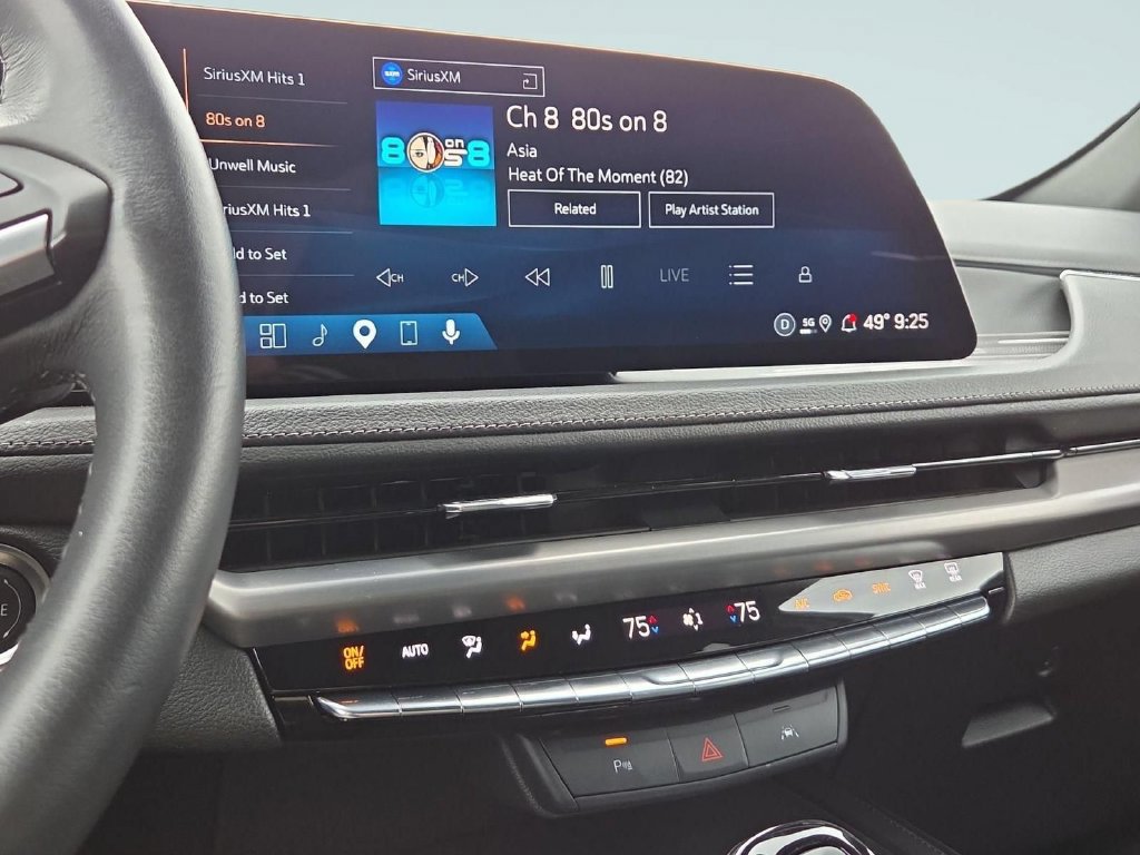 Used 2025 Cadillac XT4 Premium Luxury AWD/4WD image 21
