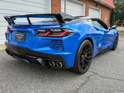 Used 2024 Chevrolet Corvette Stingray Coupe w/ 1LT RWD image 47