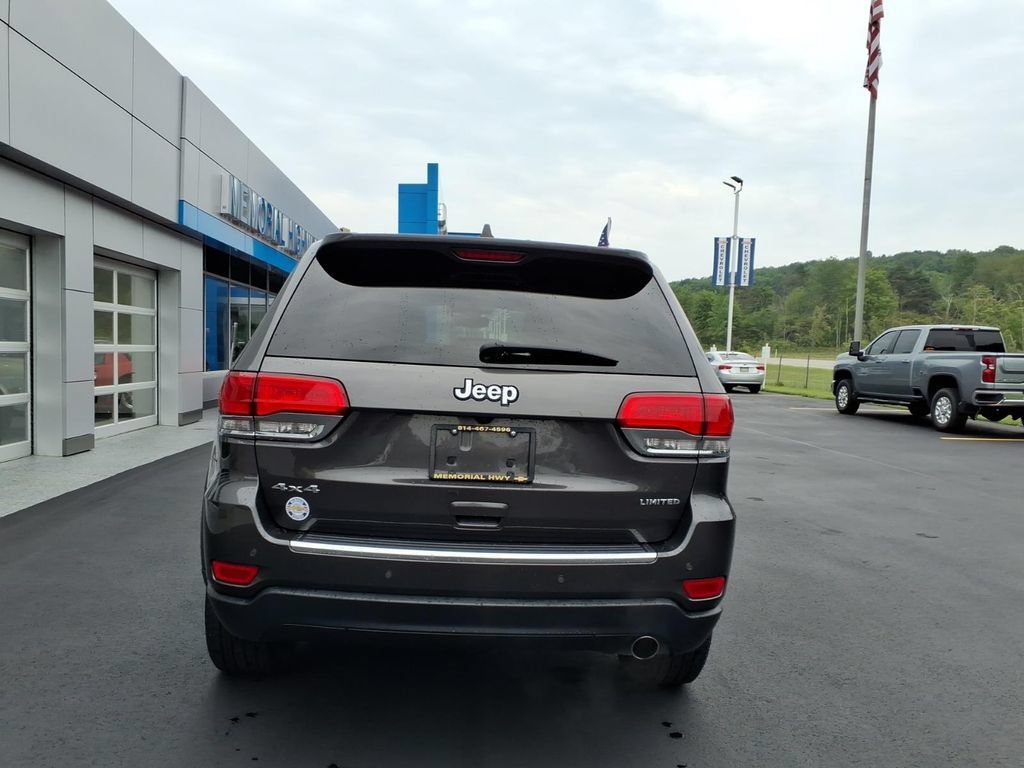 Used 2019 Jeep Grand Cherokee Limited AWD/4WD image 6