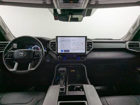 Used 2023 Toyota Tundra Limited image 24