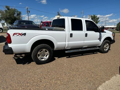 Used 2015 Ford F250 XLT w/ XLT Value Package image 5