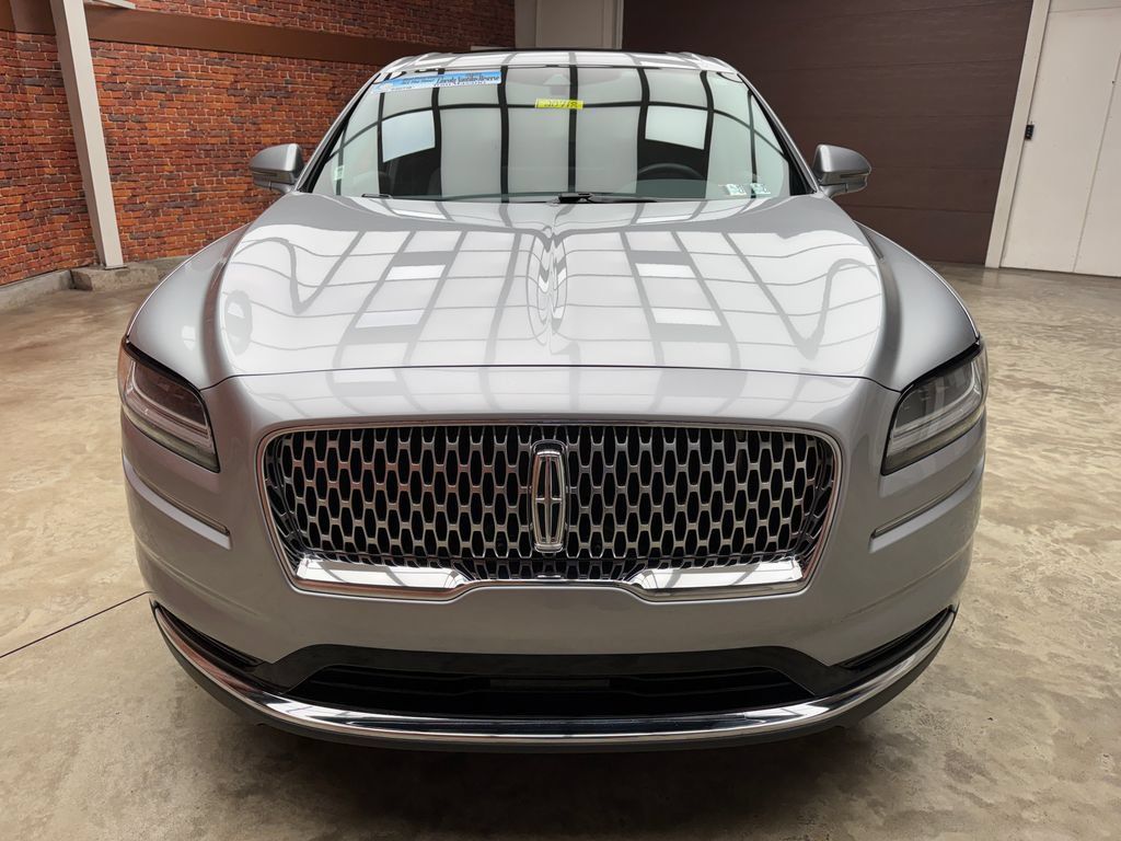 Used 2023 Lincoln Nautilus Reserve AWD/4WD image 8