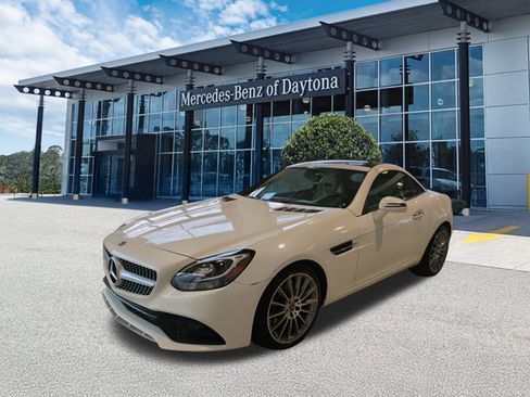 Used 2018 Mercedes-Benz SLC 300 image 8