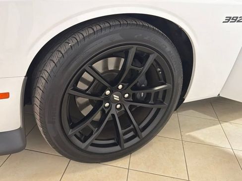 Used 2021 Dodge Challenger R/T Scat Pack w/ T/A Package RWD image 28