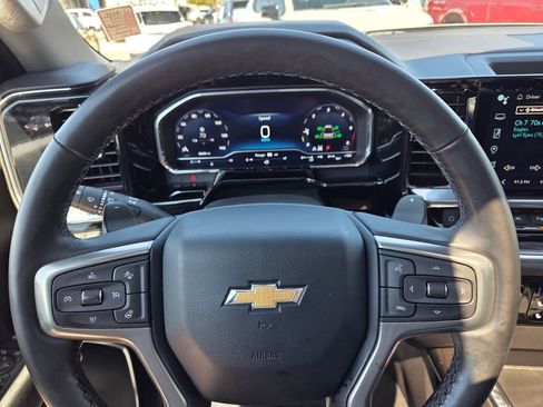 Certified 2023 Chevrolet Silverado 1500 LTZ w/ Technology Package image 32