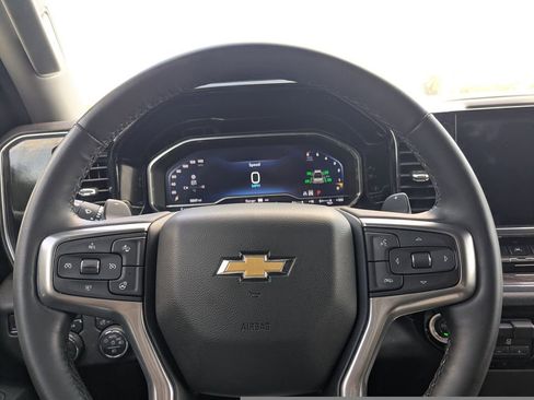 Used 2023 Chevrolet Silverado 1500 LTZ w/ Z71 Off-Road Package AWD/4WD image 21