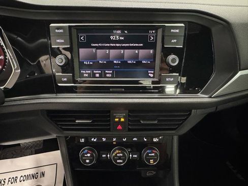Used 2019 Volkswagen Jetta R-Line w/ R-Line Cold Weather Package FWD image 17