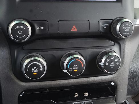 Used 2021 RAM 1500 Big Horn AWD/4WD image 24
