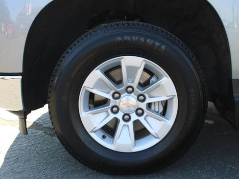 Used 2025 Chevrolet Silverado 1500 LT RWD image 44