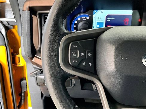 Used 2022 Ford Bronco Outer Banks image 21