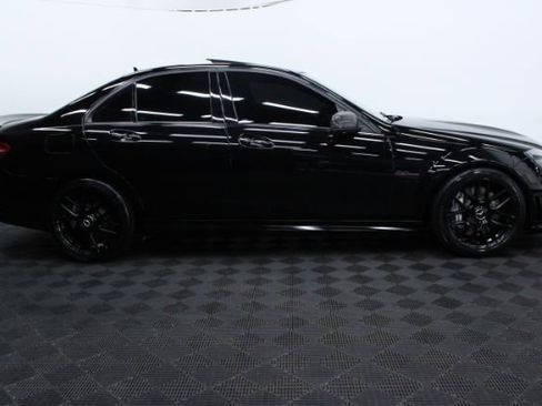 Used 2011 Mercedes-Benz C 63 AMG Sedan w/ Multimedia Pkg image 6