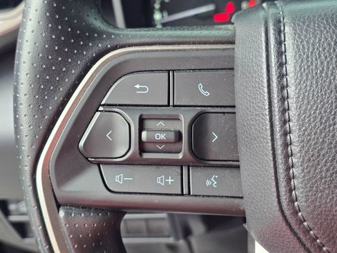 Used 2025 Toyota Tundra SR5 AWD/4WD image 19