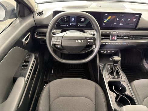 Used 2025 Kia K4 FWD image 26