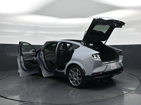 Used 2025 Ford Mustang Mach-E GT AWD/4WD image 32