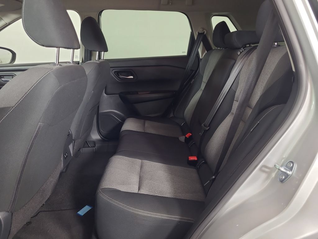 Used 2025 Nissan Rogue SV FWD image 20