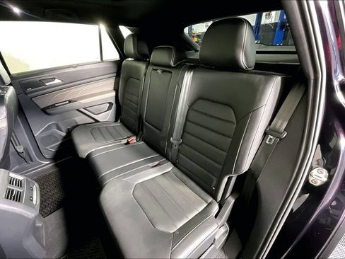 Used 2021 Volkswagen Atlas Cross Sport SEL Premium AWD/4WD image 34