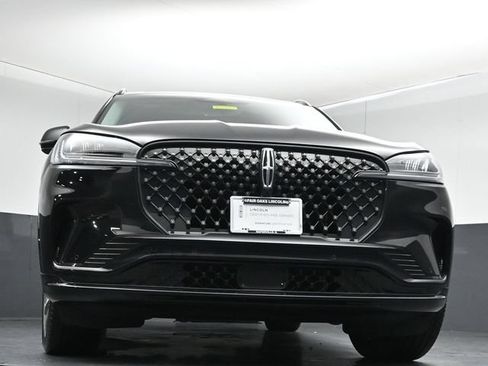 Certified 2025 Lincoln Aviator AWD w/ Jet Appearance Package image 36