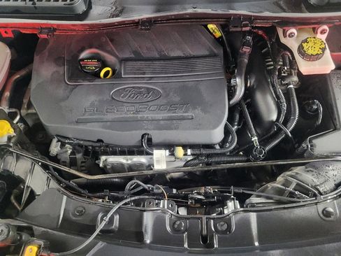 Used 2018 Ford Escape SE image 30