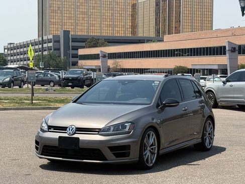 Used 2017 Volkswagen Golf R 4-Door AWD/4WD image 1