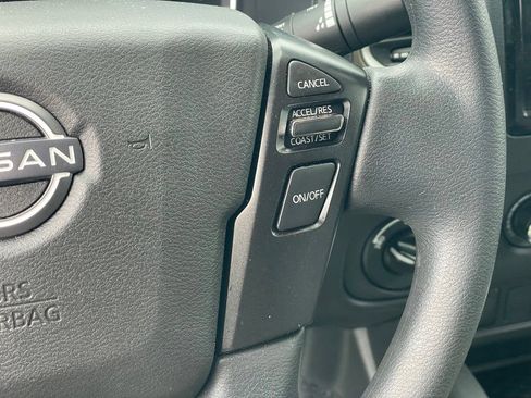 Certified 2023 Nissan Frontier SV w/ Tow Package AWD/4WD image 18