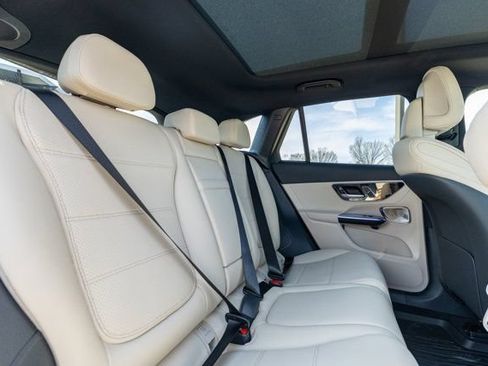 Certified 2026 Mercedes-Benz GLC 300 4MATIC image 29