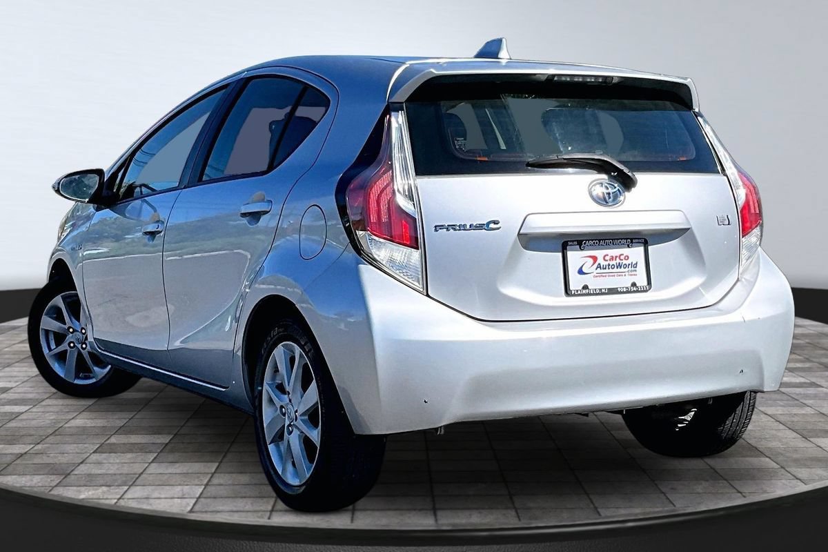 Used 2015 Toyota Prius C Three FWD image 7