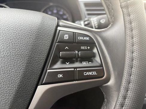 Used 2018 Hyundai Elantra Value Edition FWD image 31