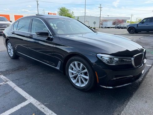 Used 2016 BMW 740i image 1