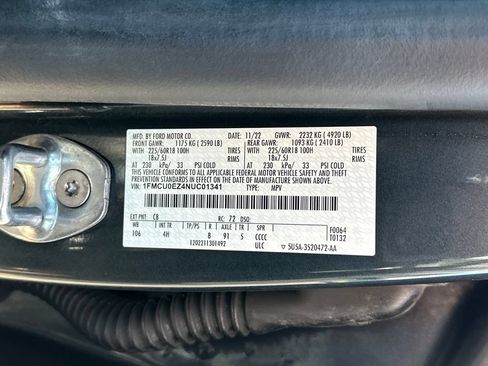 Used 2022 Ford Escape SE w/ Convenience Package FWD image 23