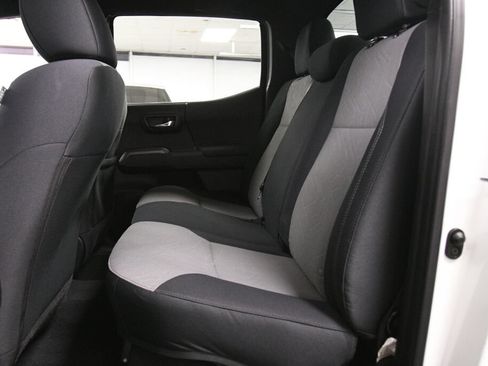 Used 2023 Toyota Tacoma TRD Off-Road AWD/4WD image 20