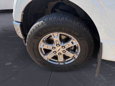 Used 2023 Ford F150 Lariat w/ FX4 Off-Road Package AWD/4WD image 14