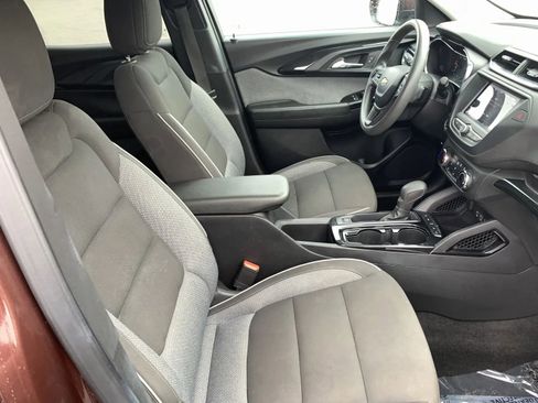 Used 2023 Chevrolet TrailBlazer LT image 32