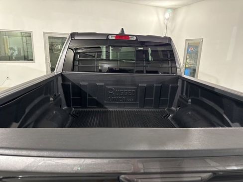 Used 2021 RAM 1500 Big Horn AWD/4WD image 9