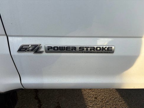 Used 2019 Ford F250 XL w/ XL Value Package image 8