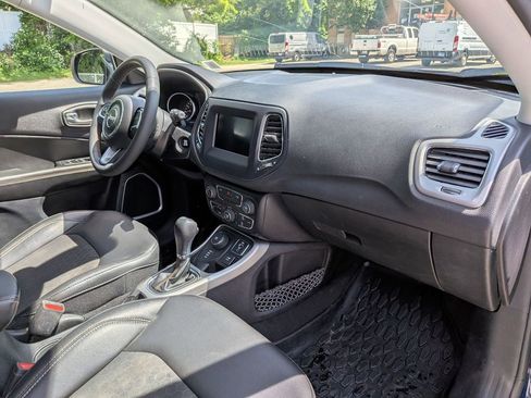 Certified 2021 Jeep Compass Latitude AWD/4WD image 22