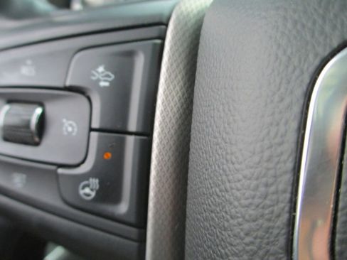 Used 2022 GMC Sierra 1500 Denali image 33