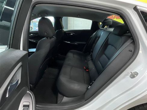 Used 2021 Chevrolet Malibu LS w/ Driver Confidence Package II FWD image 24