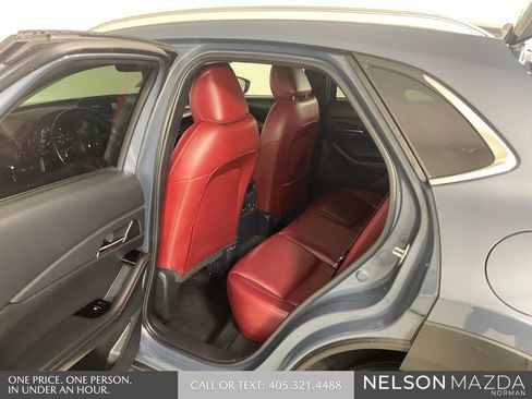 Used 2025 MAZDA CX-30 AWD 2.5 S w/ Preferred Package image 13