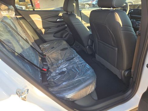 New 2026 Buick Envista Preferred w/ Convenience I Package FWD image 9