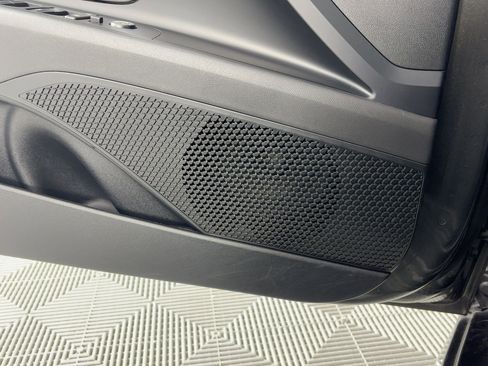 Used 2024 Hyundai Elantra SEL image 22