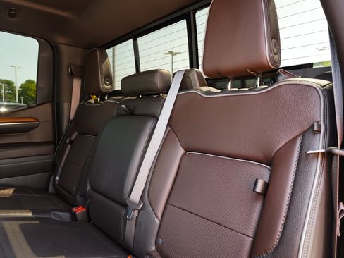 Used 2023 GMC Sierra 1500 Denali w/ Denali Reserve Package AWD/4WD image 29