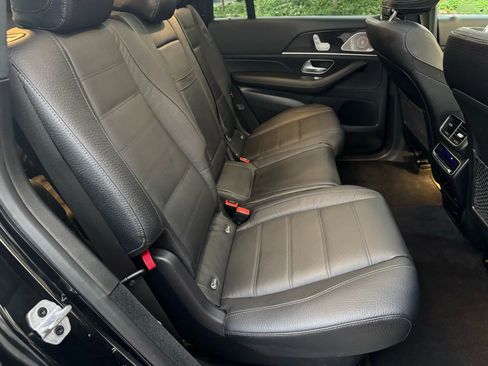 Used 2023 Mercedes-Benz GLS 580 4MATIC image 27