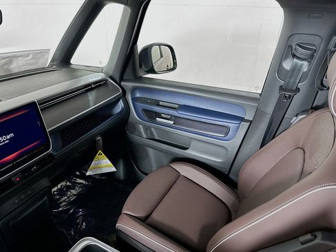 New 2025 Volkswagen ID. Buzz Pro S image 22