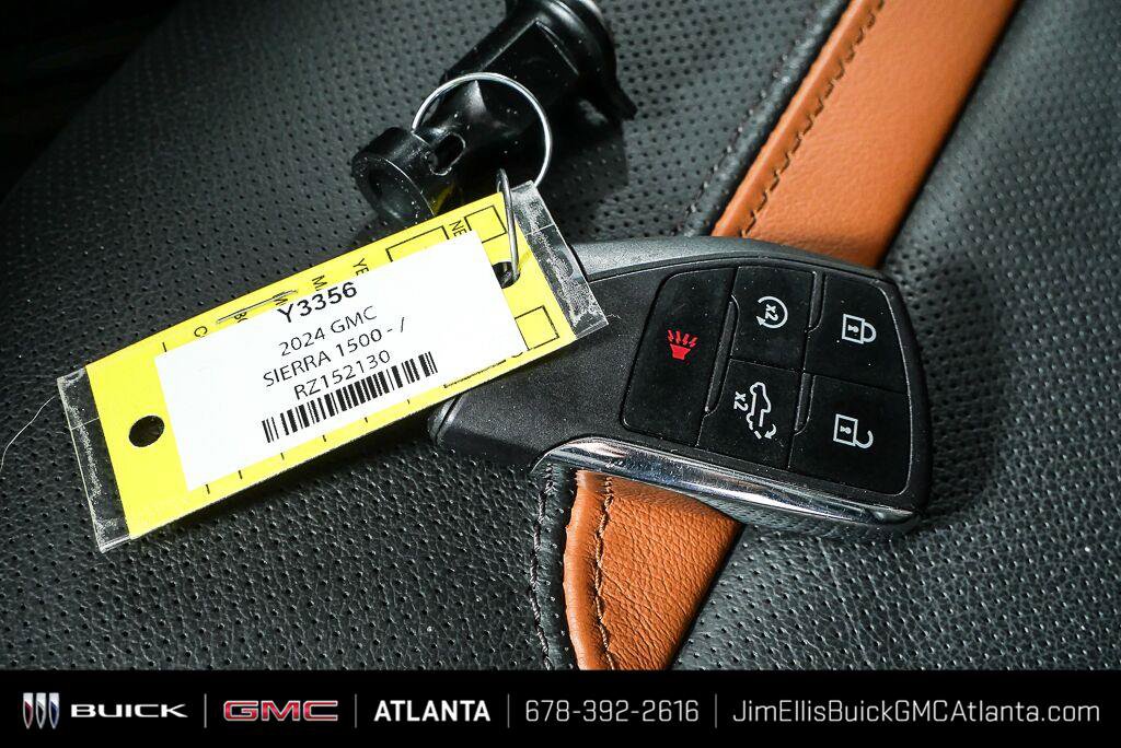 Used 2024 GMC Sierra 1500 AT4 w/ Technology Package AWD/4WD image 38