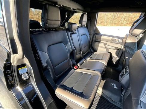 Used 2025 Ford Bronco Outer Banks image 27