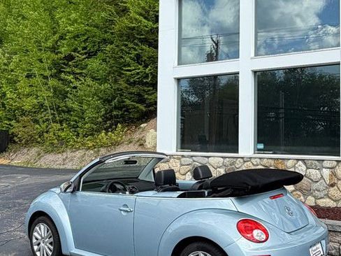Used 2009 Volkswagen Beetle S FWD image 31