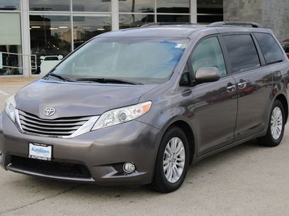 Used 2015 Toyota Sienna XLE