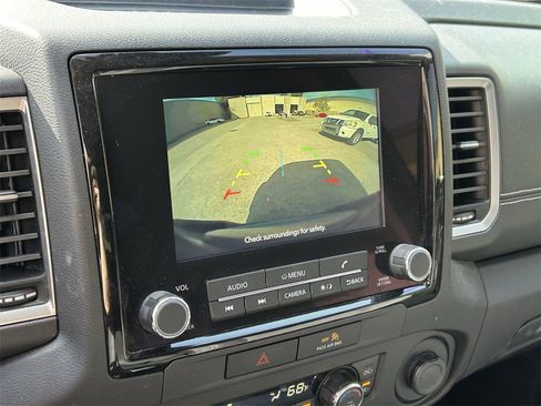 Certified 2023 Nissan Frontier SV w/ Technology Package image 8